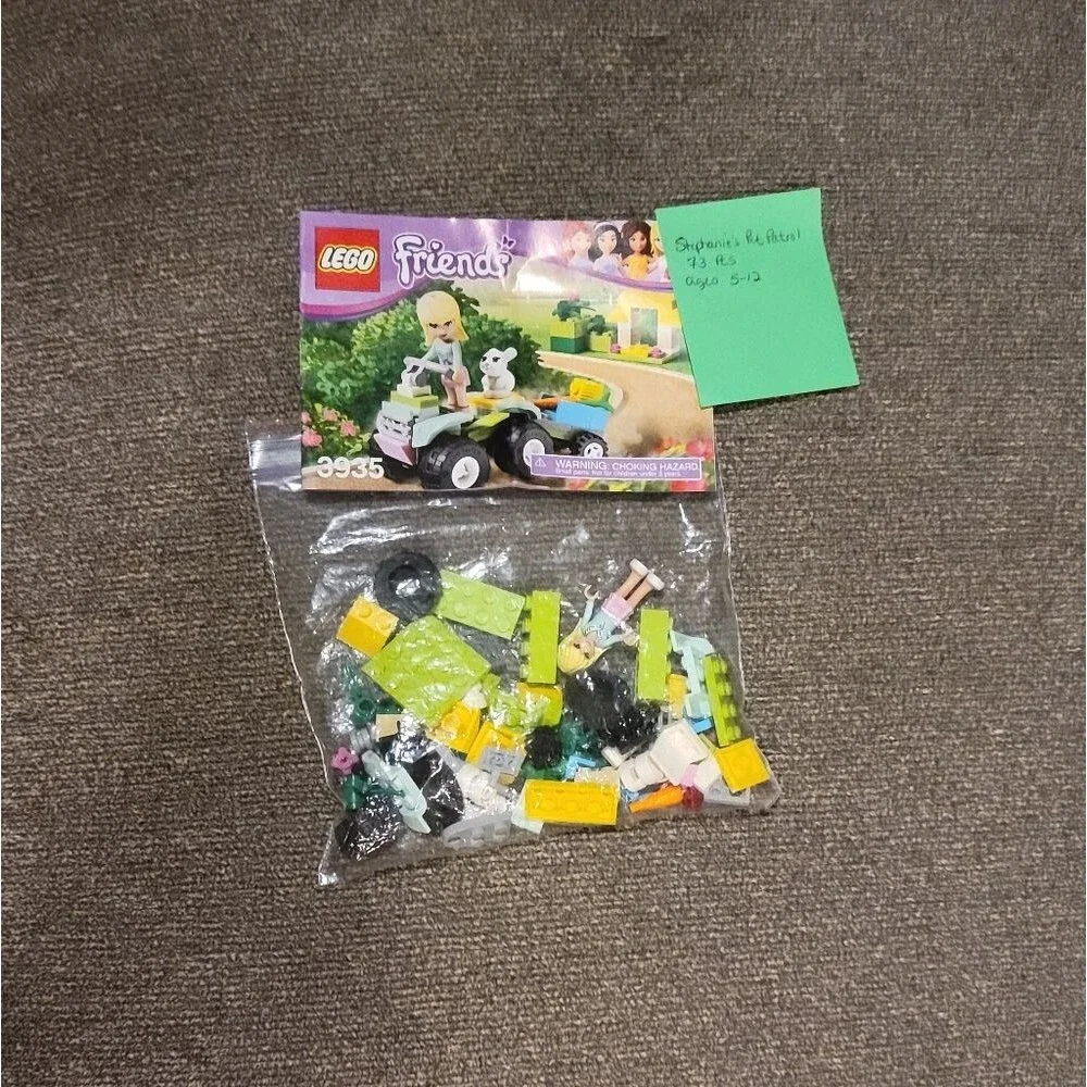 Lego Friends lot of 4 puppy sets, ages 5-12, 385 total pieces